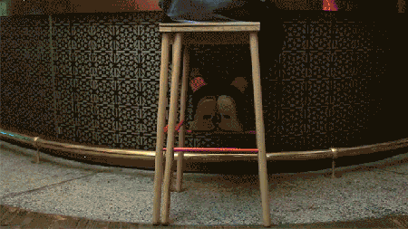 可擴(kuò)展吧臺(tái)椅